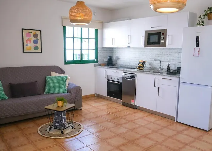 Apartment Bright 2 Minutes From The Playa Blanca (Lanzarote)