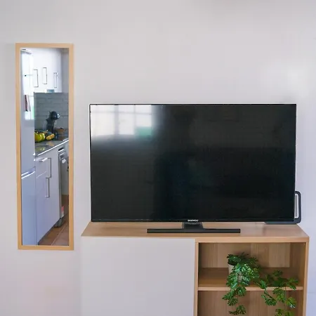 Bright 2 Minutes From The Apartman *