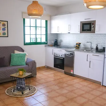 Apartment Bright 2 Minutes From The Playa Blanca (Lanzarote)