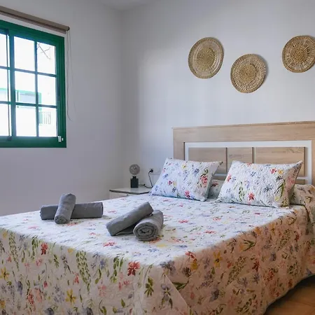 Bright 2 Minutes From The